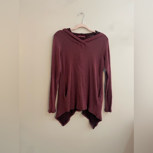 cut loose Tops - Cut • Loose Maroon Hooded Long Sleeve Top